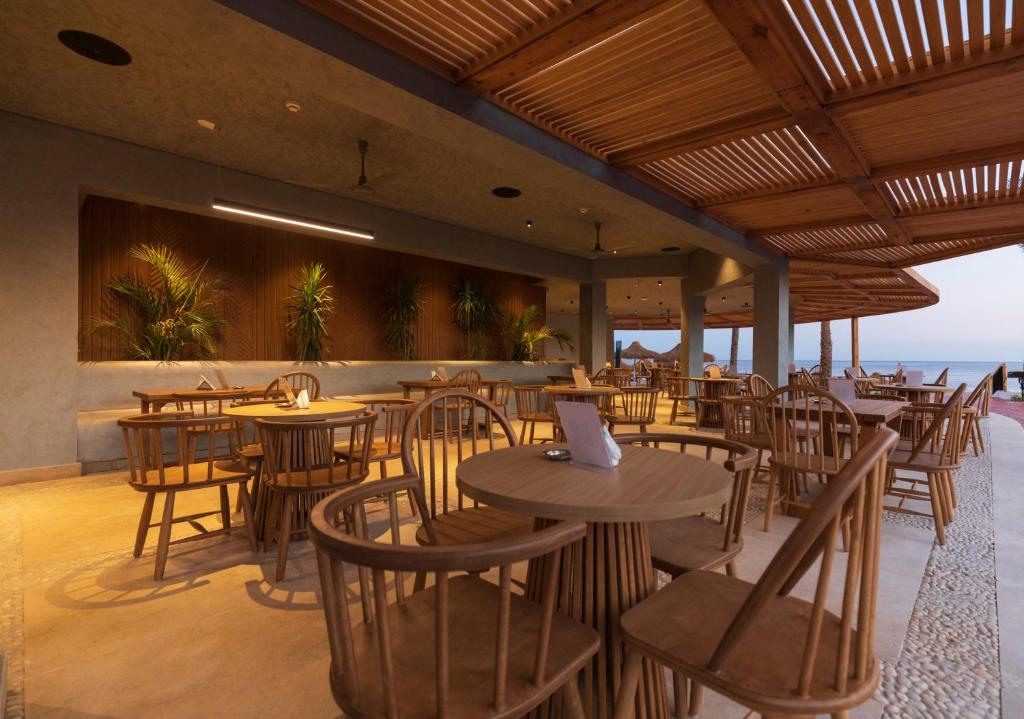 الفندق صن رايز رمال بيتش - شرم الشيخ